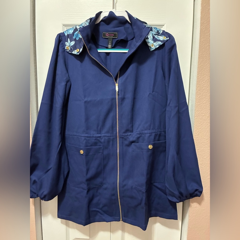 C Wonder Christian Siriano Jacket with Floral. Lined Hood Size Small NEW
